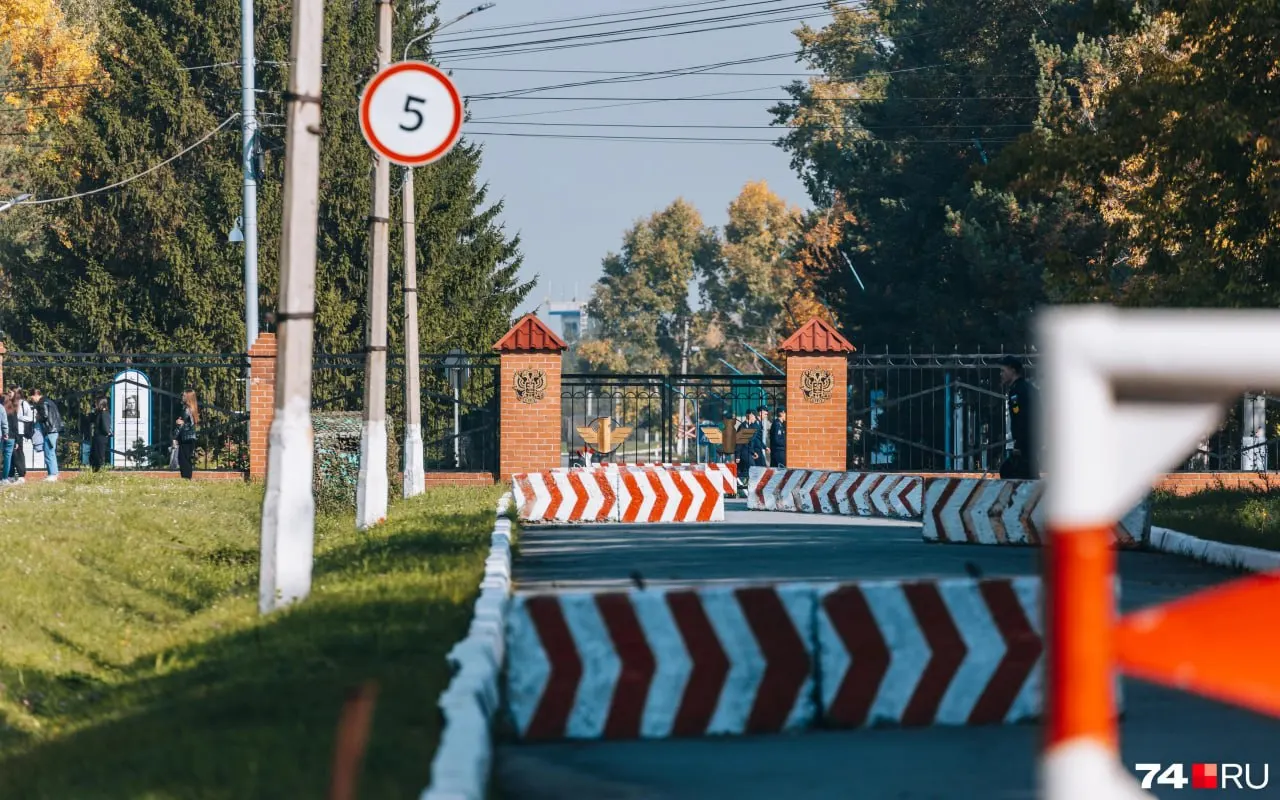 Правительство подписало распоряжение о выводе училища из подчинения Воронежской Военно-воздушной академии. Минобороны должно провести реорганизацию до 1 сентября 2026 года, штат составит 6050 человек.