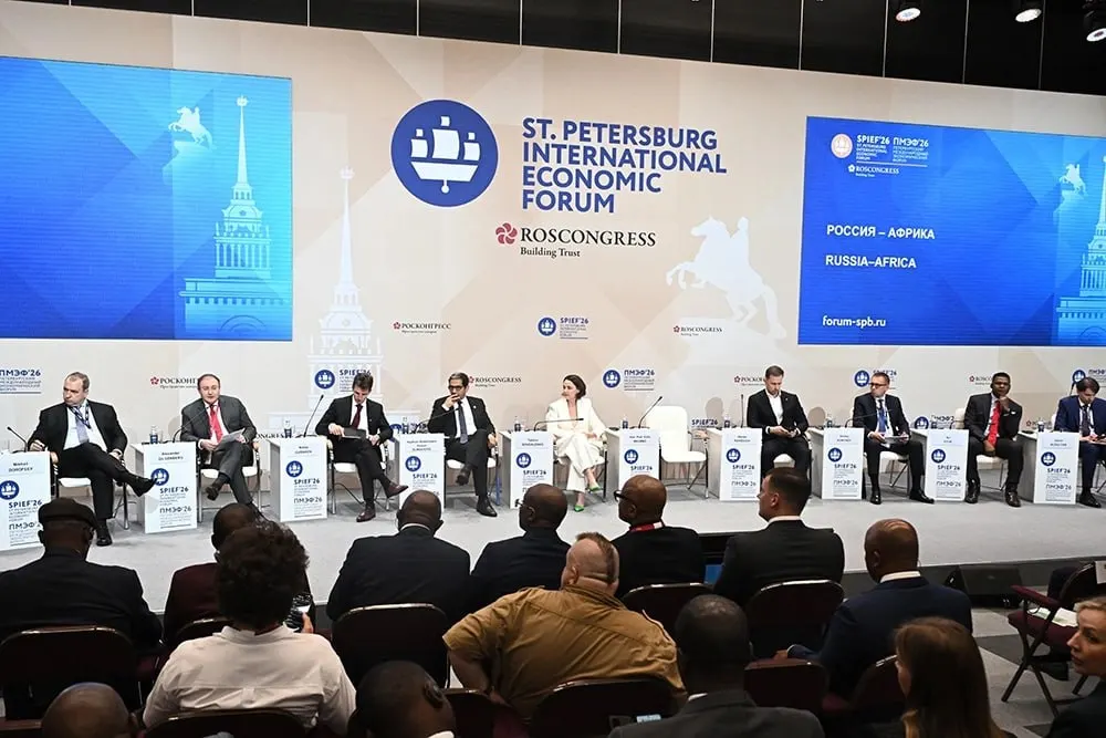 На Петербургском международном экономическом форуме обсуждали расширение взаимодействия России с африканскими странами: товарооборот достиг $27 млрд, а в октябре в Москве запланирован третий саммит. Одной из ключевых задач назвали преодоление энергетического дефицита в Африке.