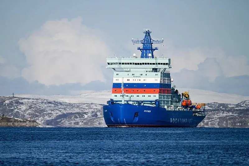 Верховный суд рассмотрит жалобу по делу о банкротстве Мурманского морского пароходства: кредиторы требуют субсидиарной ответственности, обвинения и финансовые претензии грозят семье владельца.