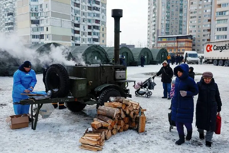 Независимая комиссия ООН пришла к выводу, что российские власти систематически атаковали энергетическую инфраструктуру Украины, что квалифицируется как военные преступления и преступления против человечности. Доклад представлен Генассамблее ООН 26 октября.