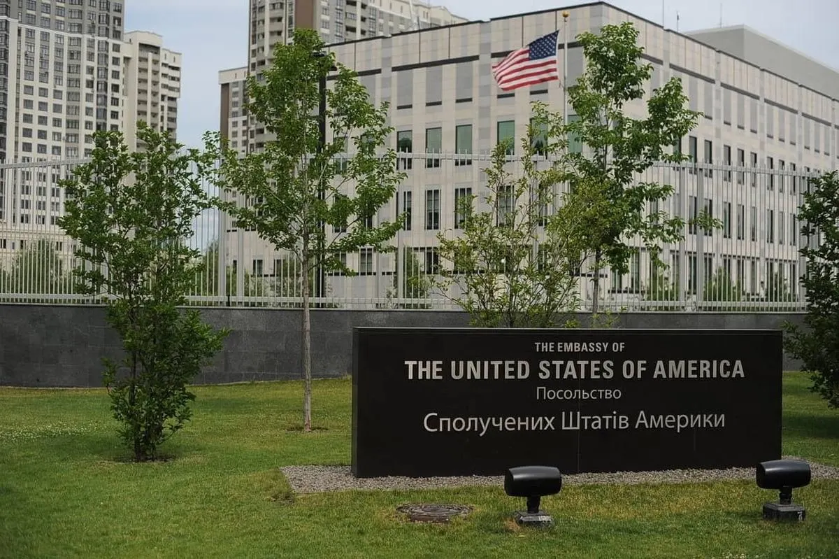 МИД РФ объявил о телефонном разговоре Сергея Лаврова с представителем США Марко Рубио: Москва заявила о планируемых ударах по «объектам, используемым на нужды ВСУ» и призвала иностранных дипломатов покинуть Киев. Ранее Минобороны сообщало о ракетных и дроновых ударах по Украине.
