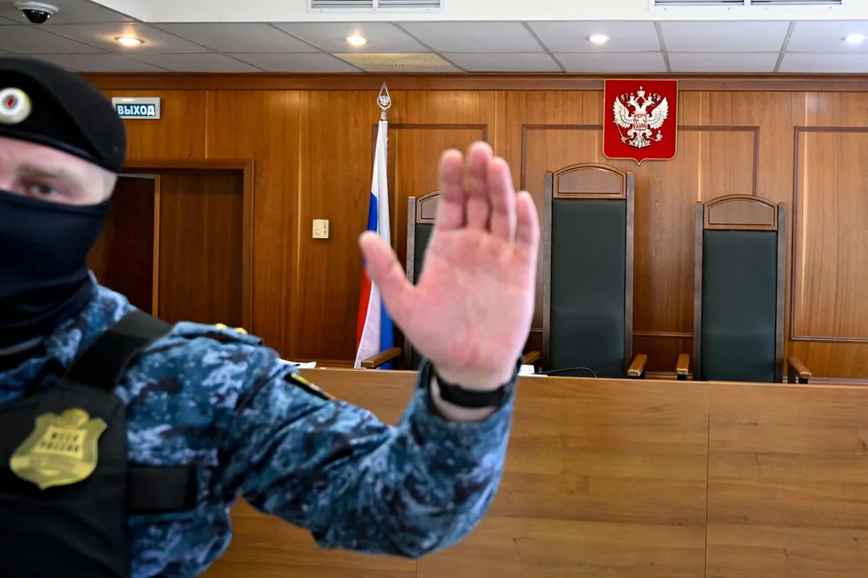 Судебный департамент снял с публичного доступа статистику о судимости с 2005 года. Эти данные были уникальным источником для анализа репрессий, последствий войны и отправки обвиняемых в зону боевых действий — и их потеря серьёзно осложняет контроль и исследование.
