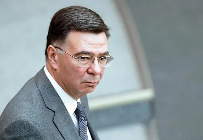 Заместитель министра иностранных дел Александр Панкин на Петербургском международном экономическом форуме заявил, что экономика России устойчива и не сводится к роли сырьевого придатка.