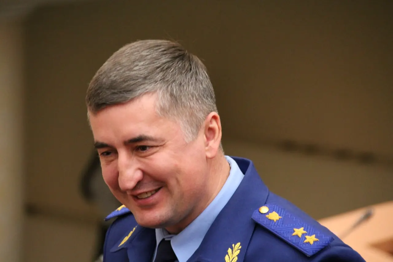 Указ президента от 28 июня: Сергей Филипенко переведён на должность прокурора Воронежской области на пятилетний срок; на посту прокурора Саратовской области назначен Роман Пантелеев.
