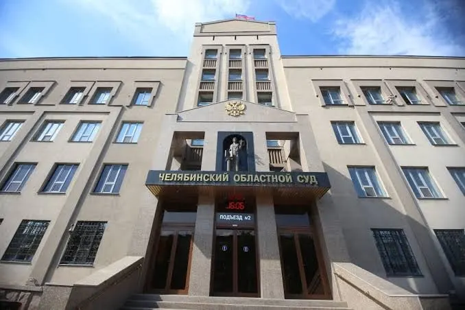 За 2025 — начало 2026 годов в регионе развернулась масштабная серия расследований: десятки задержанных и сотни фигурантов, включая экс‑губернаторов и руководителей профильных ведомств.