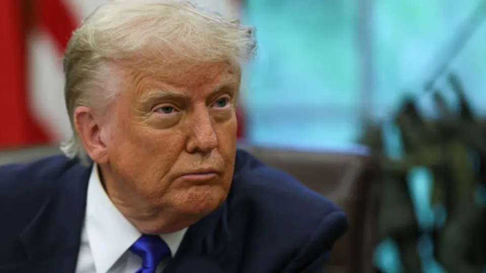 На саммите G7 Трамп предложил усилить давление на Россию и помочь Украине при условии, что европейские партнёры окажут содействие в разминировании Ормузского пролива. Лидеры G7 пообещали нарастить санкции и увеличить поставки ПВО и дальнобойного оружия.
