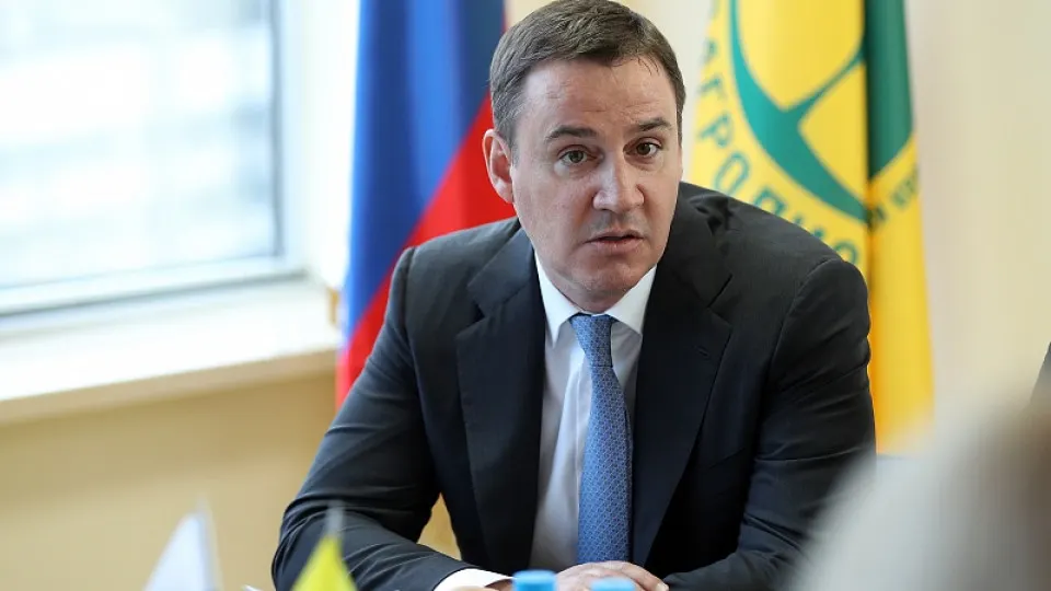 Заместитель председателя правительства Дмитрий Патрушев фактически взял под контроль РЭО: в наблюдательный совет войдёт первый заместитель министра природных ресурсов, а кандидатура главы оператора будет утверждена после обновления совета на фоне уголовных дел против прежнего менеджмента.