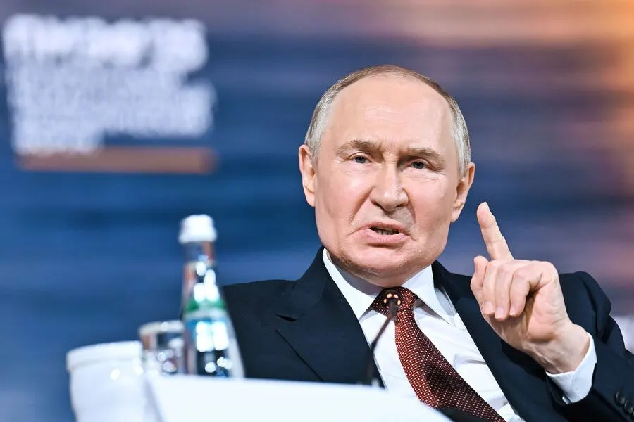 Президент заявил, что проблемы с топливом временные, экономика остаётся устойчивой; ненефтегазовые доходы бюджета во II квартале выросли на 25%.