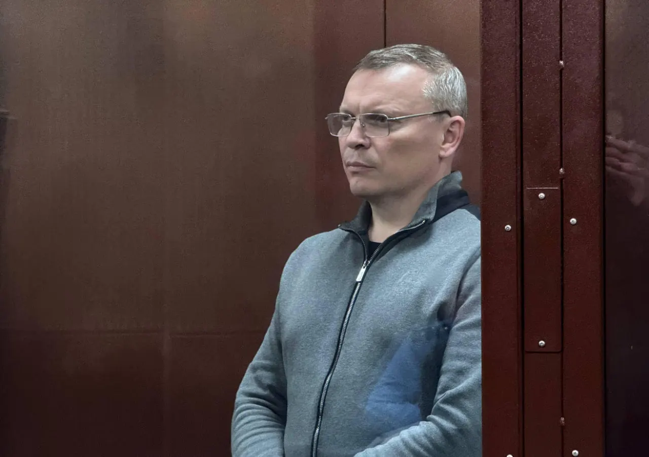 Следствие считает, что бывший замгубернатора получал более 5 млн рублей от дорожного подрядчика за покровительство при приемке работ; ранее его задержали и сейчас он находится в СИЗО.