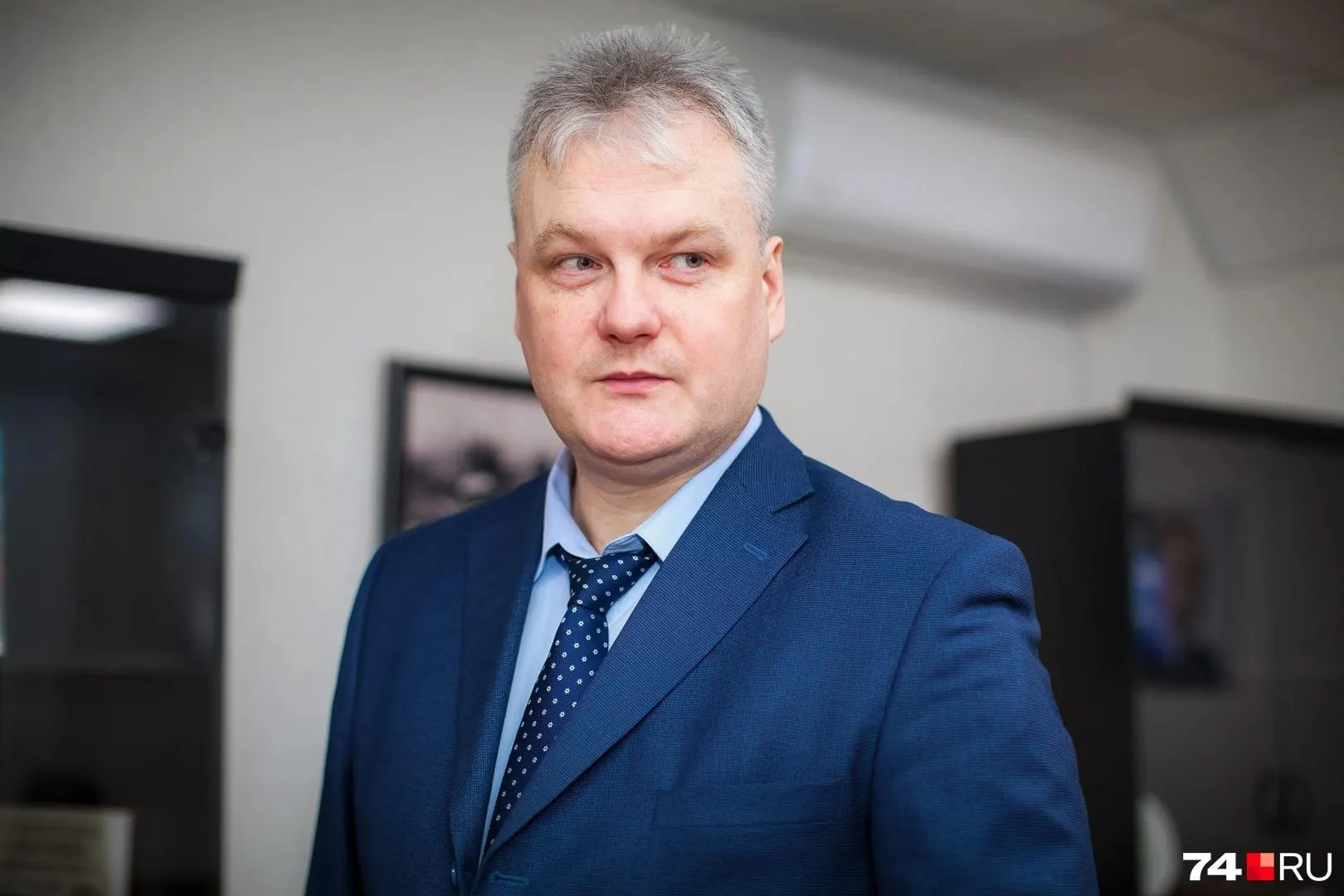 Дело о хищении свыше 2,9 млрд рублей при ремонте дорог, в котором фигурируют бывший министр и ещё девять человек, направлено в суд; Дмитрию Микулику добавили обвинение в получении взятки.