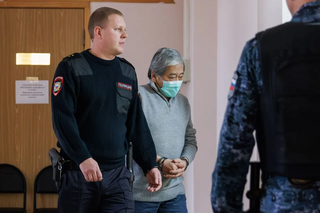 Материалы уголовного дела появились в картотеке Верховного суда; дело передано в третий состав уголовной коллегии.