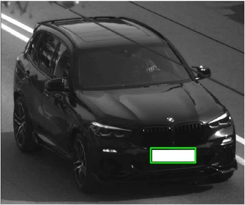 Теперь автомобили с иностранной регистрацией попадают под контроль: водителей привязывают к автомобилю, и штрафы приходят на владельца. В регионе активизировали работу ГИБДД.