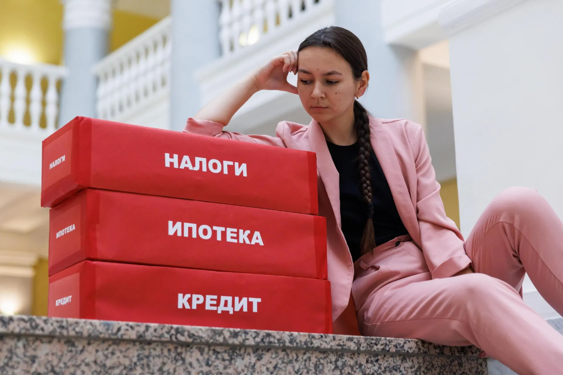Экономист объясняет, почему бесконечное повышение налогов может навредить экономике и гражданам в бюджете на 2027 год.
