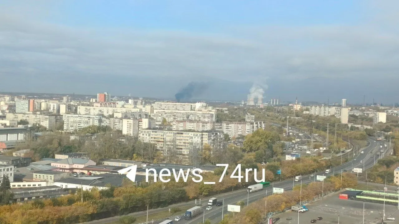 В районе ЧГРЭС зафиксировано предполагаемое возгорание: над центром города виден высокий столб дыма, разбор обстоятельств ведётся.