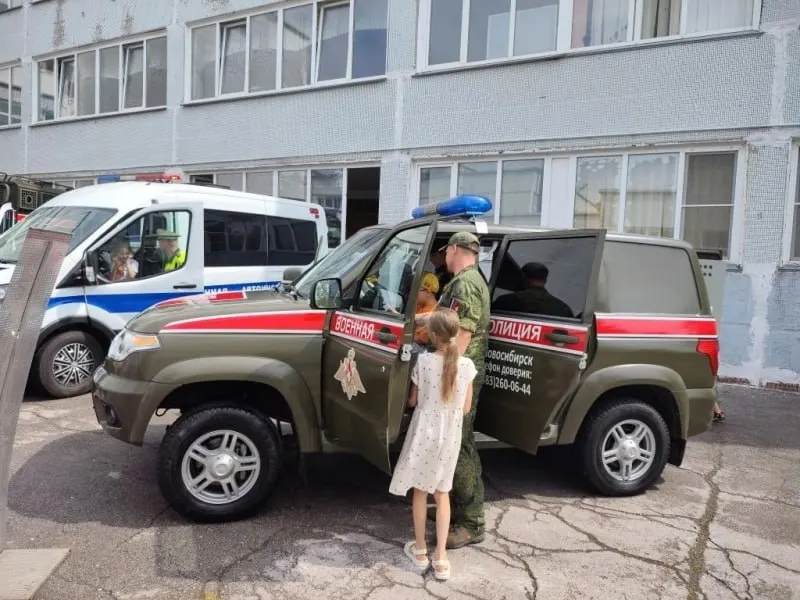 Минобороны предлагает расширить полномочия военной полиции: допрашивать граждан, запрашивать документы и вести розыскные мероприятия, включая работу в гражданской одежде.