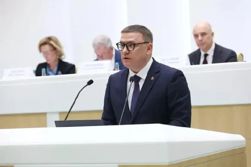 Губернатор региона на слушаниях предложил увеличить выравнивающие дотации, расширить пакет помощи регионам и смягчить правила дефицита и госдолга, чтобы справиться с растущими расходами.