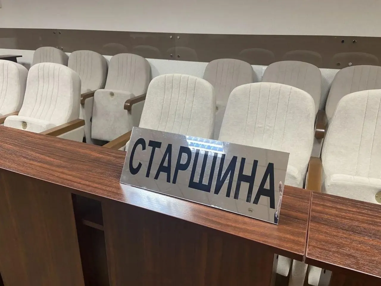 Предлагаемая реформа присяжных предусматривает сокращение числа заседателей и изменение порядка совещания.